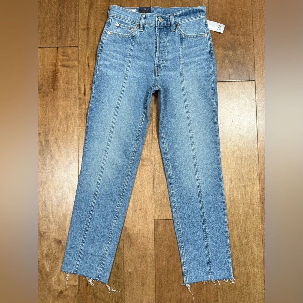 Gap Cheeky Straight High Rise Light Wash Button Fly Denim Jeans Women’s 25|0 NWT